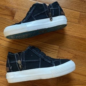 Blowfish Mamba Wedge Sneaker Black Size 7